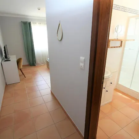 Beautiful 2 Bedroom With Sea View Lejlighed