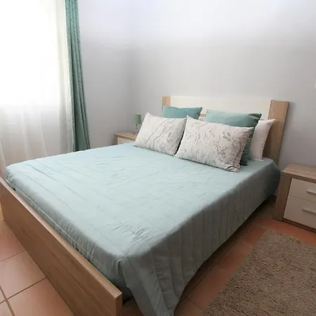 Apartment Beautiful 2 Bedroom With Sea View Portimao
